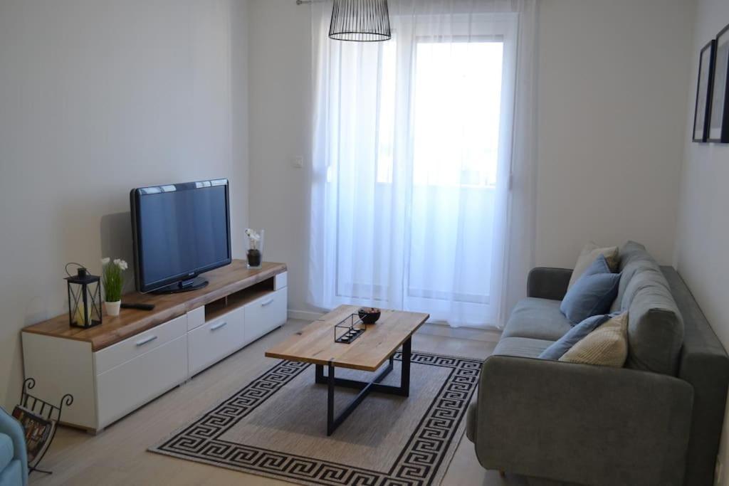 New Modern Apt Near Old Town - Private Parking Zadar Dış mekan fotoğraf
